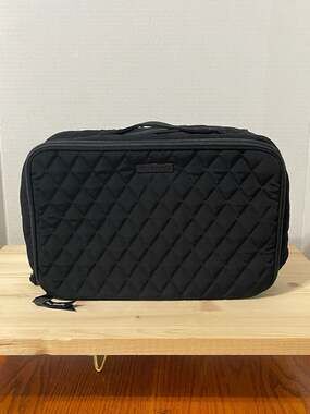 Vera Bradley Black Quilted Blush and Brush Cosmetic Makeup Case